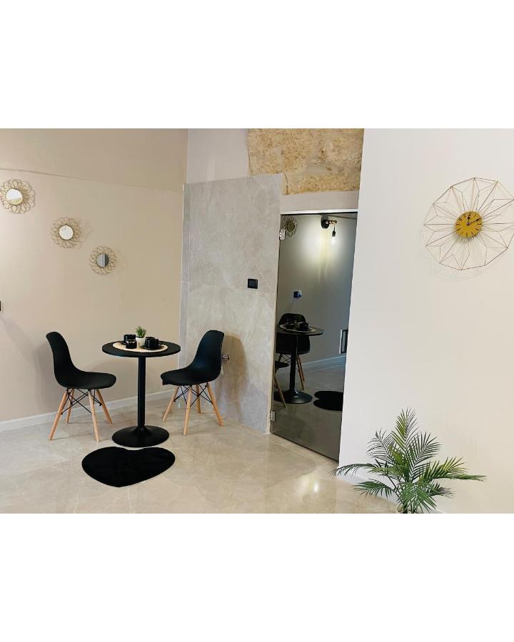 Suite Whiteflower Bari Luaran gambar
