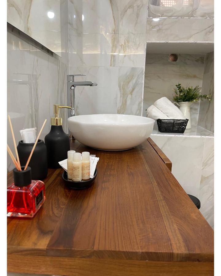 Suite Whiteflower Bari Luaran gambar